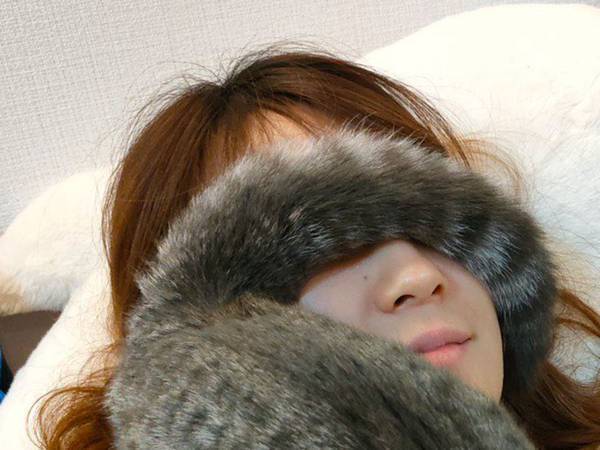 飼い主にお尻を向ける猫が？　うらやむ声が殺到した理由