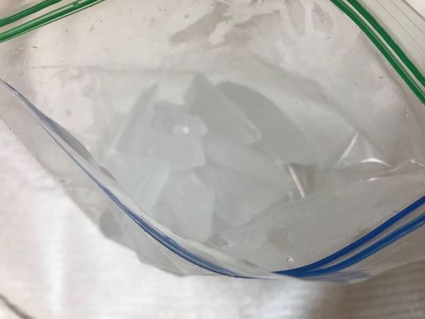 アウトドアにもおすすめ 大量の氷が必要な時 ラクに作る方法とは？