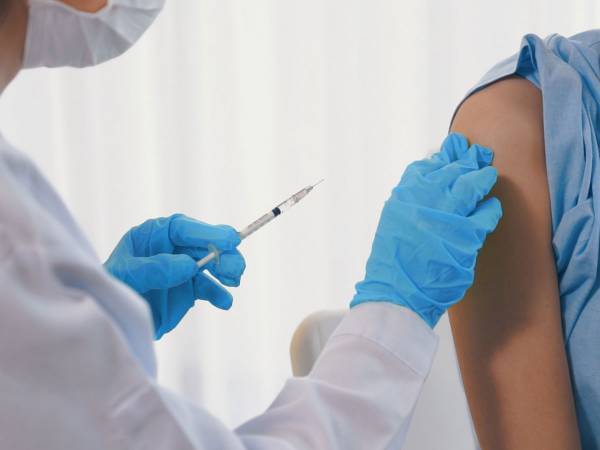 医師、渾身のツッコミ　注射前に不安そうなマッチョな男性の『ひと言』