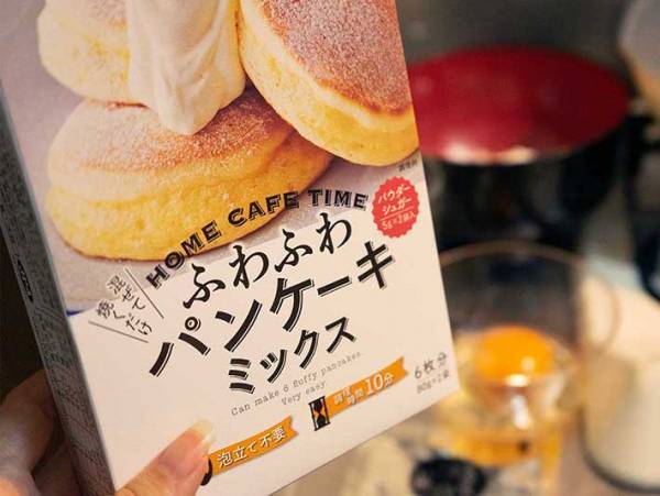 「何を入れるよりもフワフワじゃん…」　手作りの域を超えるホットケーキが、めちゃ簡単！