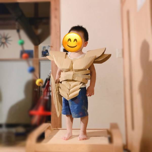 母親が入浴中に、一体何が…！　変貌を遂げた２歳の息子の姿がコチラです