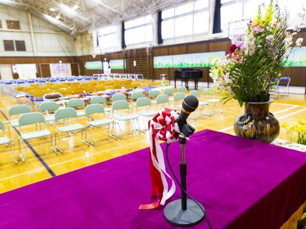 中学校の始業式で校長が…　１３歳の娘の『迷いない行動』とは？