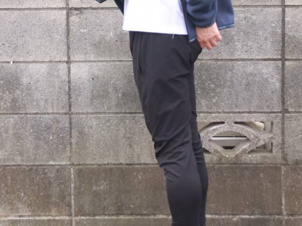 ワークマンの９８０円のフリース　見慣れないジップに「なるほど！」