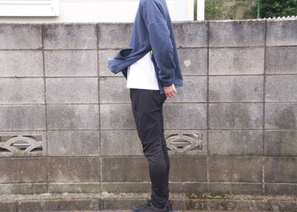 ワークマンの９８０円のフリース　見慣れないジップに「なるほど！」