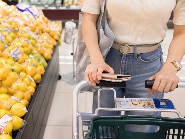 見知らぬおばあさん「お腹なでさせて」　続く展開に、妊婦は泣いた