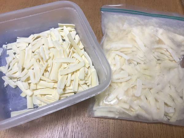 これなら固まらない！ピザ用チーズの保存方法