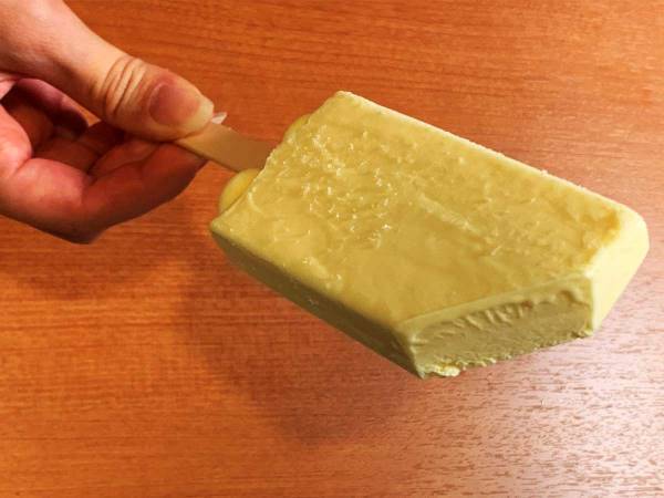 人気すぎて幻と言われたアイスが再販！『かじるバターアイス』