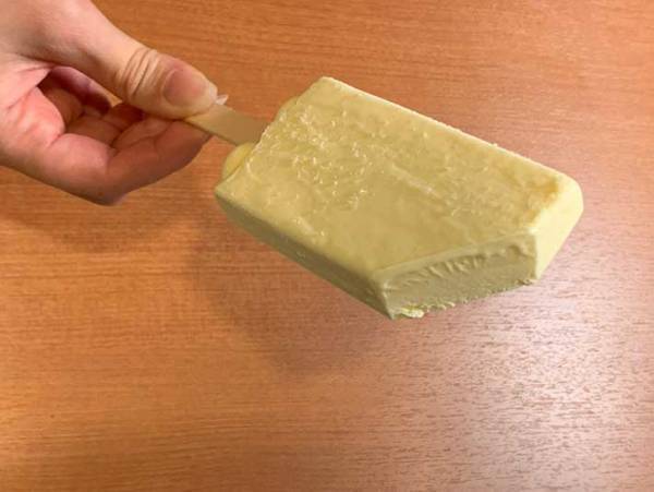 人気すぎて幻と言われたアイスが再販！『かじるバターアイス』