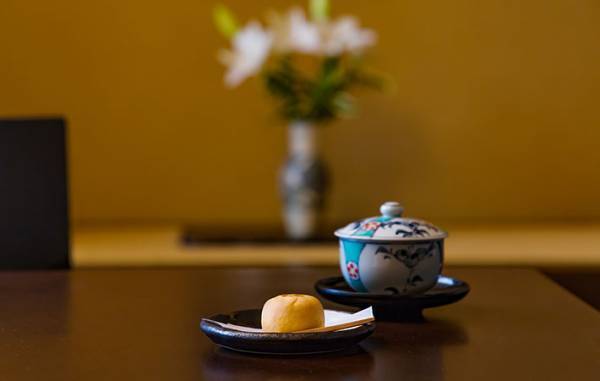 温泉に入る３０分前に食べる？　ちょっと得する『温泉まんじゅう』のマメ知識