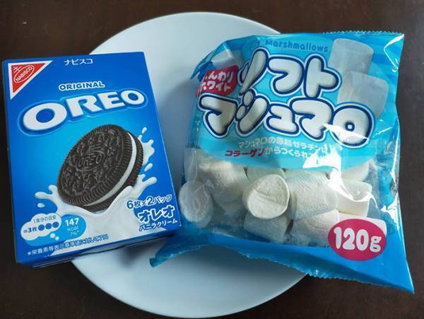 たった２つの材料で！オレオで作る簡単スモアが本格的だった