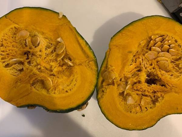 意外と知らない！超簡単にできるかぼちゃの切り方