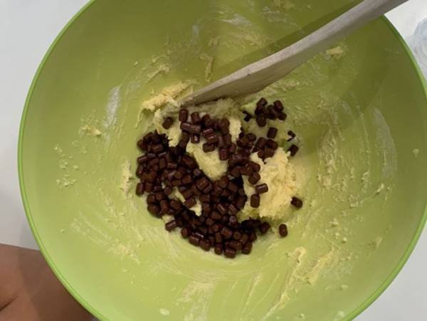 子供も大喜び！簡単すぎるみきママのチョコチップクッキー