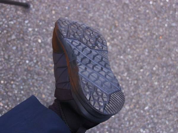 １５００円のワークマン『防寒トレッドモック』　２時間散歩の開始直後、違和感があったが？