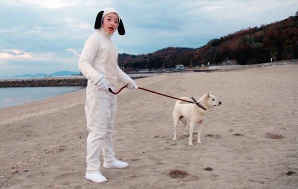 穴から顔を出すだけ！　誰でも簡単に仏像に変身できる『２D仏像顔出し看板』って何？