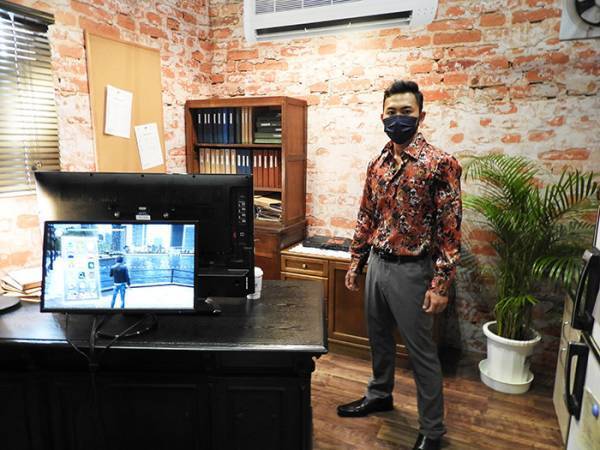 【TGS2021レポ】八神探偵事務所が完璧再現！　気になる『あんなところ』も大公開【ロストジャッジメント】