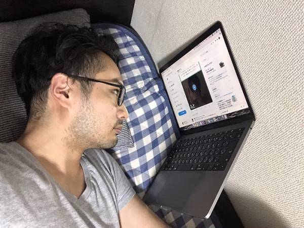 スマホを封印した結果？　『現代人あるある』に「爆笑した」「泣ける」