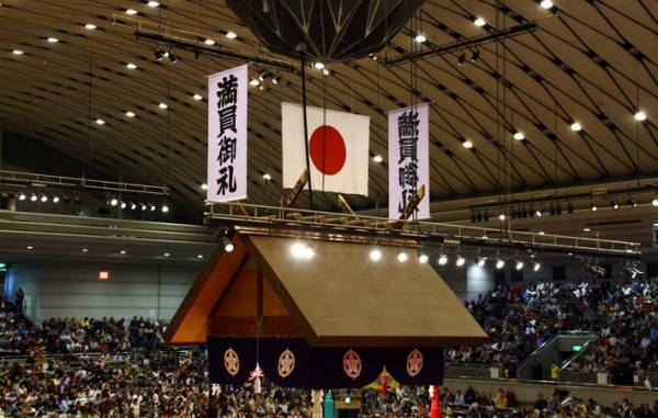 歴代最多の４５回の優勝を記録した横綱白鵬、ありがとう！