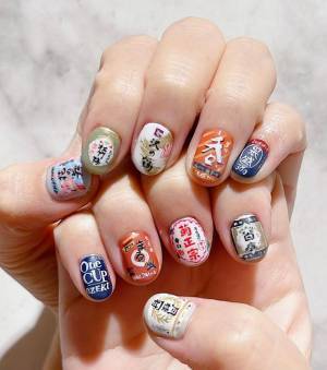 「すごい迫力」「レトロかわいい」　お馴染みの日本酒が指先に大集合