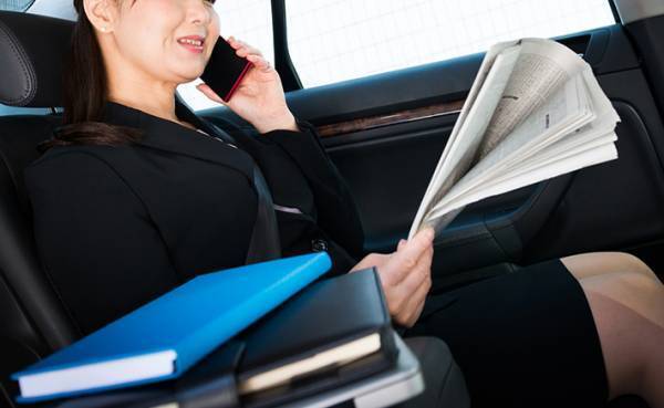 【SUPER RICH感想 １話】眉なし、すっぴんで吠えるヒロインの強烈な存在感・ネタバレあり