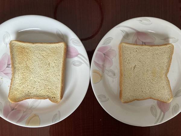 ダイソーでこんな便利アイテム発見 パンをおいしくする『スチーム皿』の効果はいかに？