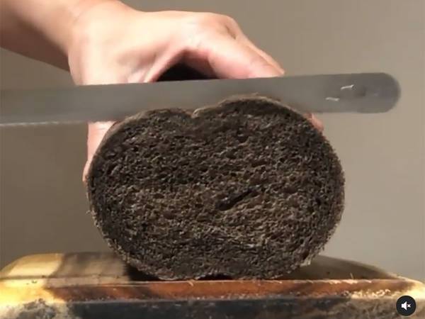 「どうなってるの？」「発想が神！」切ると出てくる食パンの、新しいアイディアに感動！