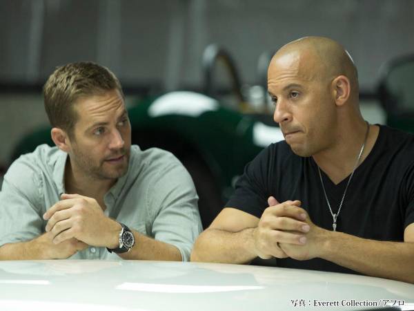 ポール・ウォーカーの娘が結婚　亡き父の代わりを務めたのは　「泣ける」「最高」