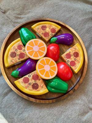 子供作・おもちゃの料理を父親が完全再現　出来栄えにお腹がへってくる！