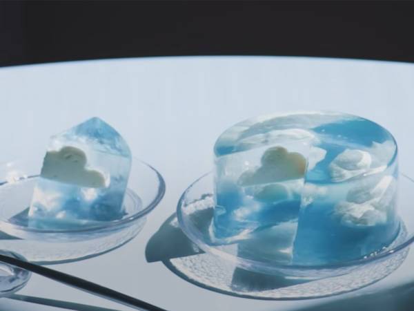 『雲浮かぶ青空ゼリー』子供の頃の夢が叶ったような作品が話題に