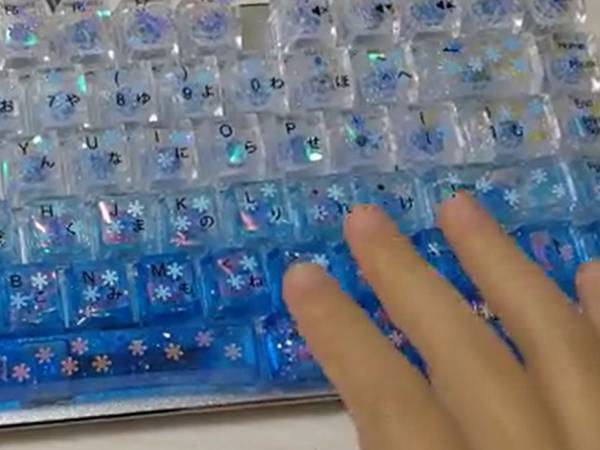 「商品化したら絶対売れる」「心がときめいた」　手作りキーボードに、大反響！