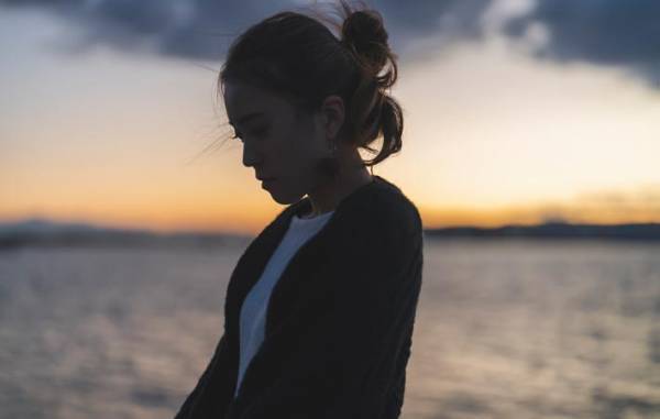 『砂浜のゴミ』　理論や単なる道徳心ではなく、日頃からの実践的な積み重ねが大切