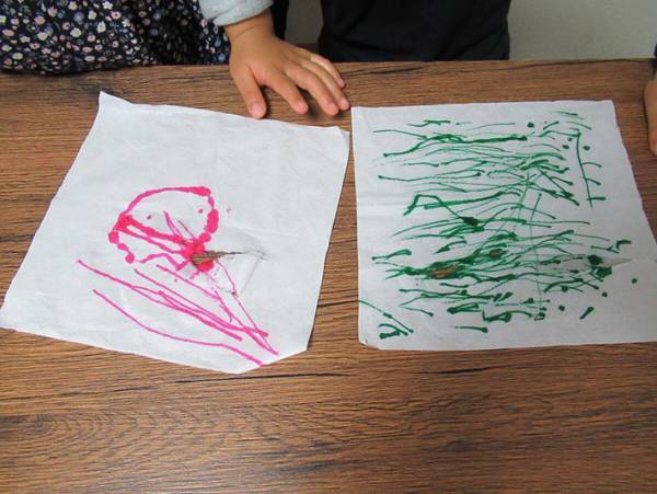 材料は水とお湯だけ！１００均セリア『レッツスライム！』の作り方