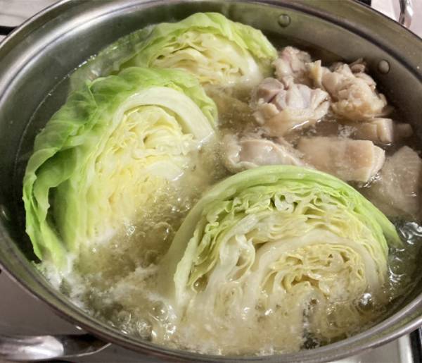 キャベツを千切りするのが面倒な時にオススメ　簡単レシピに「着眼点が素晴らしい！」