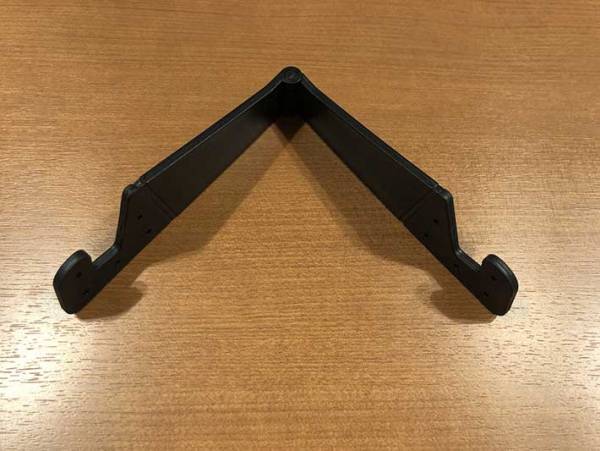 ダイソーのタブレットスタンド３選！　折りたたみ式など、１００円の商品をご紹介