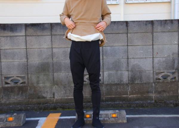 １２８０円のワークマン『防風フリース』　着てみると「首が…」