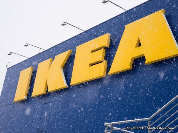 何が起きた？　IKEAが投稿した、店内の乱れたベッドの写真に　「うらやましい」