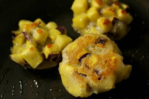 フライパンでできる！　『カリッッ！モチィィ～！』な鬼まんじゅうの作り方