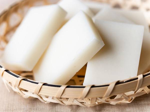 おもちをノドに詰まらせた時は…　東京消防庁が掃除機の使用を推奨しない理由