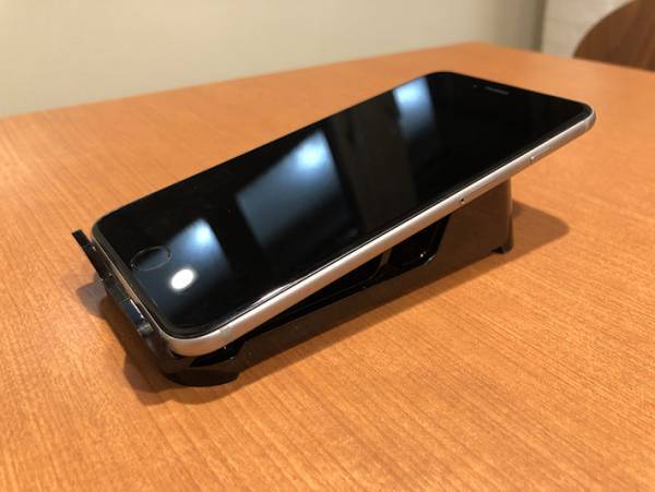セリアのスマホスタンドおすすめ７選！　折りたたみ、アーム式などをご紹介