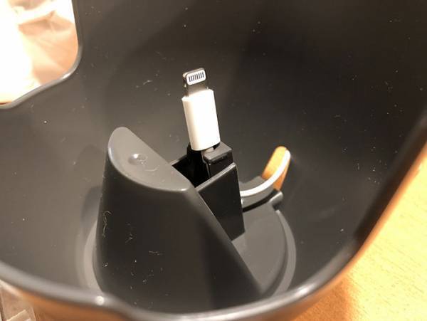 セリアのスマホスタンドおすすめ７選！　折りたたみ、アーム式などをご紹介