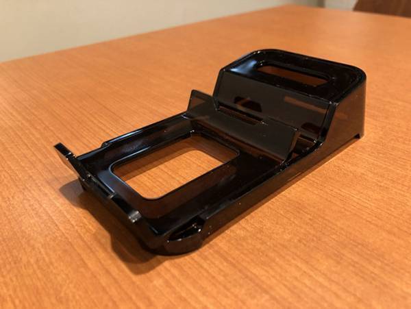 セリアのスマホスタンドおすすめ７選！　折りたたみ、アーム式などをご紹介