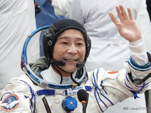 前澤友作が撮影した、宇宙から見た日本　写真に「すごい！」と興奮の声