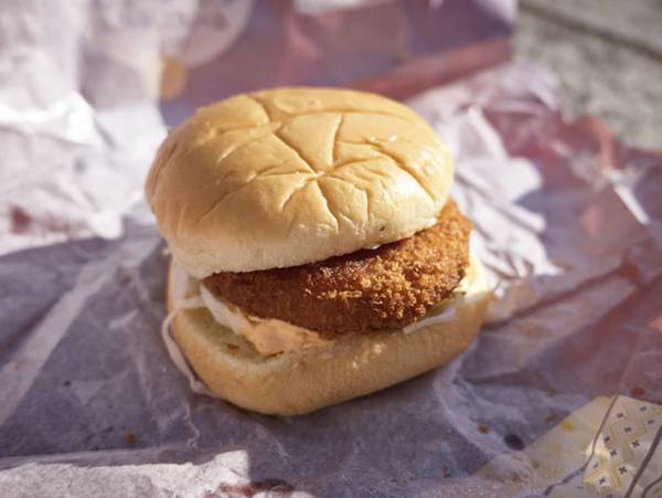 マクドナルドのグラコロもう食べた？新作コク旨アンガスビーフボロネーゼで贅沢気分