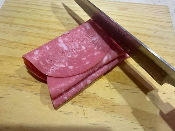 ハムがくっつくのどうにかして！ストレスフリーなハムの切り方はこれだ！
