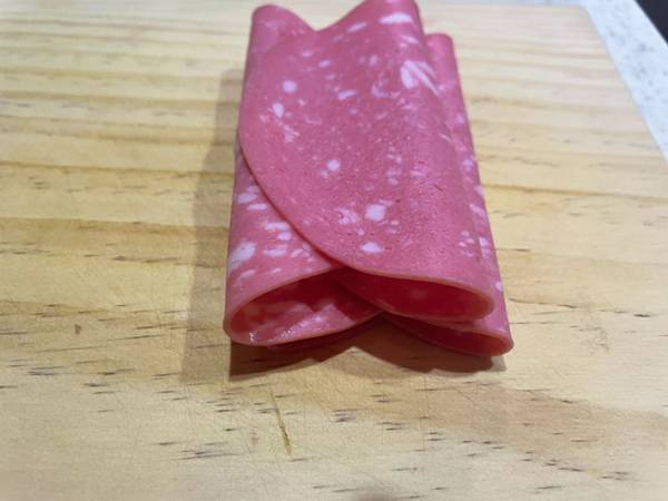 ハムがくっつくのどうにかして！ストレスフリーなハムの切り方はこれだ！