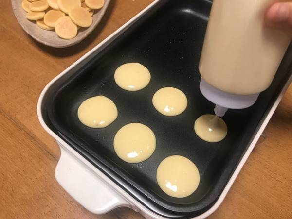 週末のおやつ作りに最適！手軽で簡単 シリアルパンケーキ