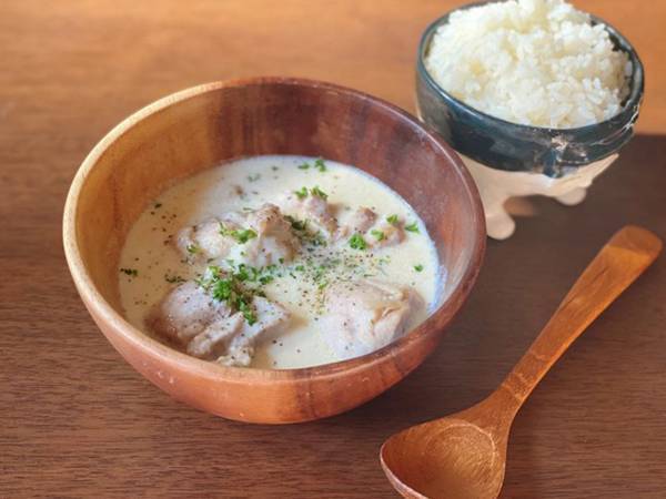 家族みんな「うんめぇ～！」　牛乳を消費できる『シュクメルリ』の作り方