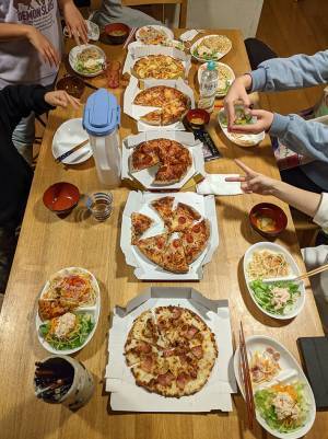 ドミノ・ピザから届いた『クリスマスプレゼント』　太っ腹な振る舞いに反響