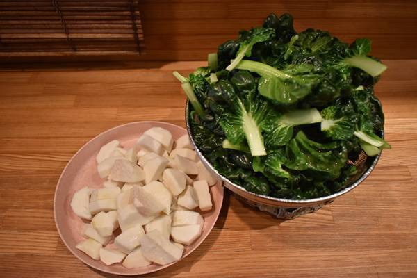 「１品２００円～調理します」　見慣れない野菜を持ち込んだらまさかの…