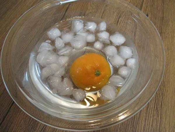 ミカンの白い繊維『取る派』に朗報！！超簡単に取る方法とは