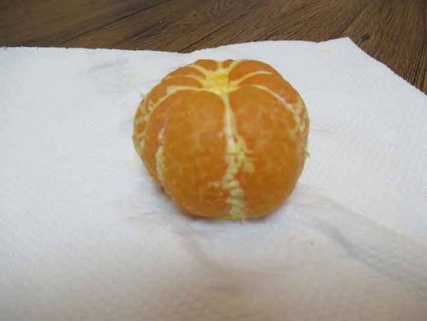 ミカンの白い繊維『取る派』に朗報！！超簡単に取る方法とは